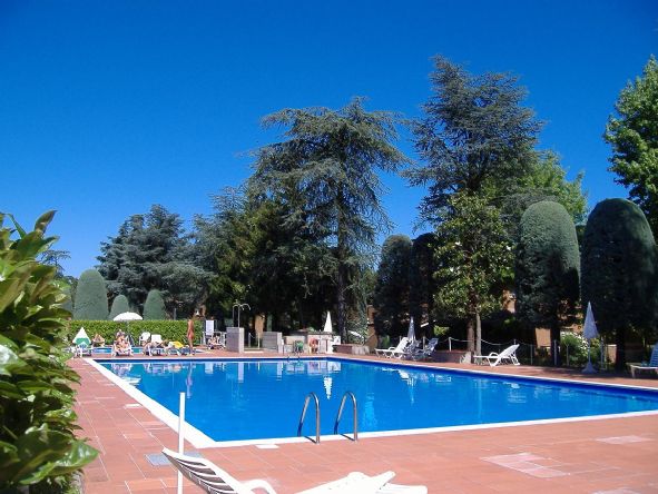 PISCINA ALBERT